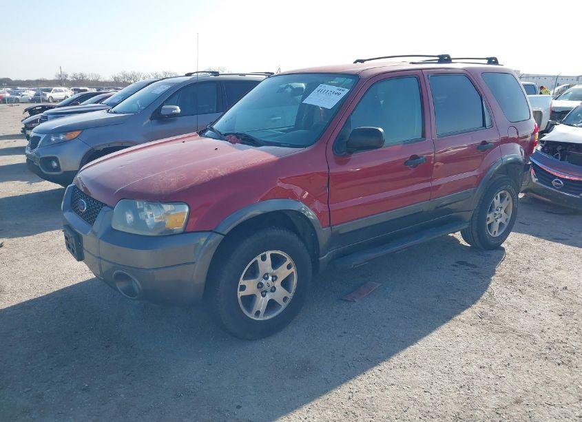 Photo 2 of 2005 Ford Escape XLT (VIN 1FMYU03115KA81271)
