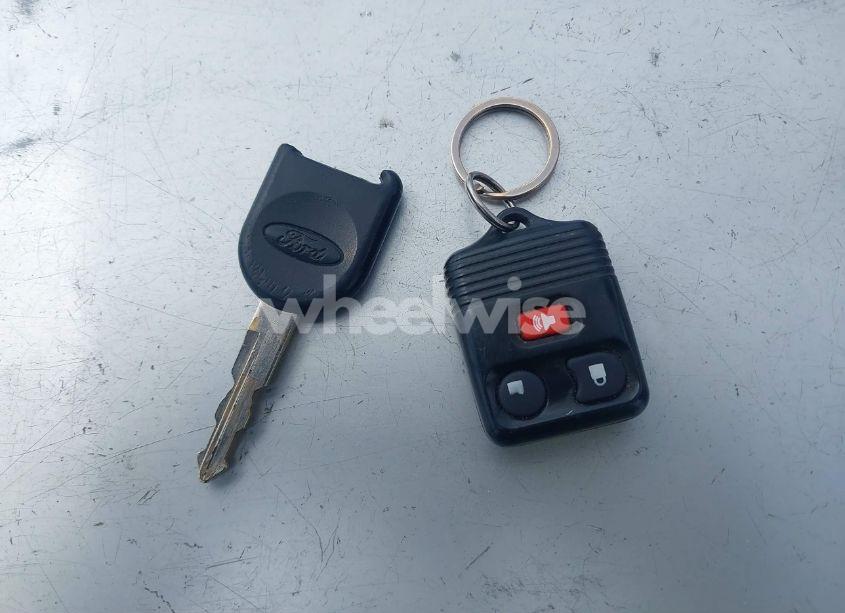 Photo 11 of 2006 Ford Escape XLT/XLT SPORT (VIN 1FMYU03116KB57637)