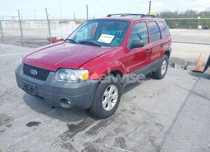 Photo 2 of 2006 Ford Escape XLT/XLT SPORT (VIN 1FMYU03116KB57637)
