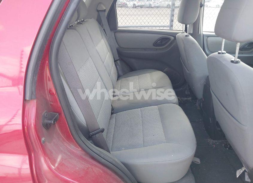 Photo 8 of 2006 Ford Escape XLT/XLT SPORT (VIN 1FMYU03116KB57637)