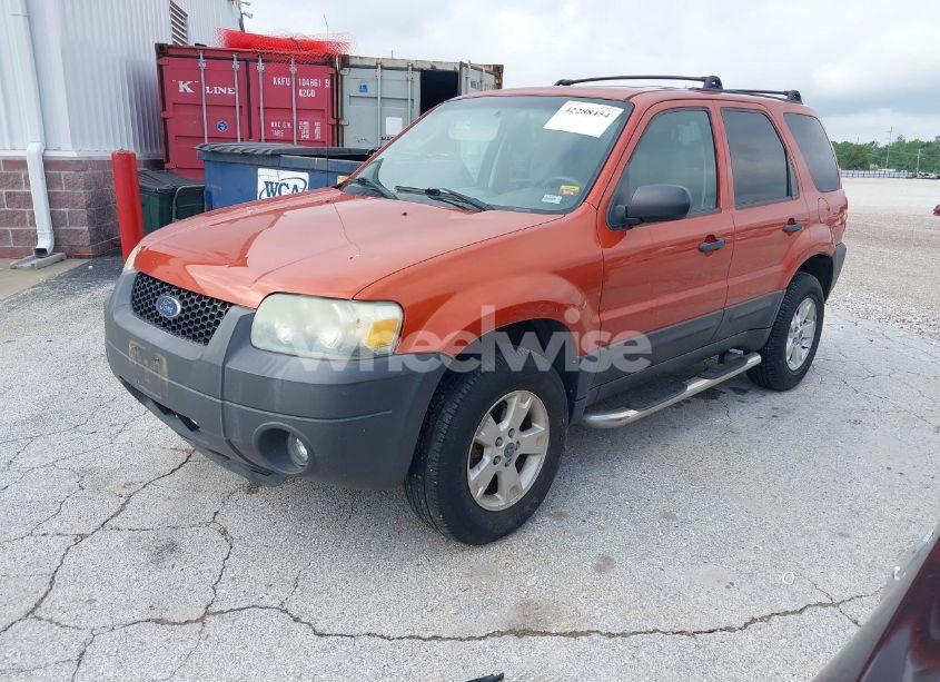 Photo 2 of 2006 Ford Escape (VIN 1FMYU03116KD48619)