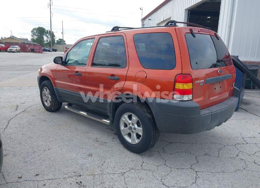 Photo 3 of 2006 Ford Escape (VIN 1FMYU03116KD48619)