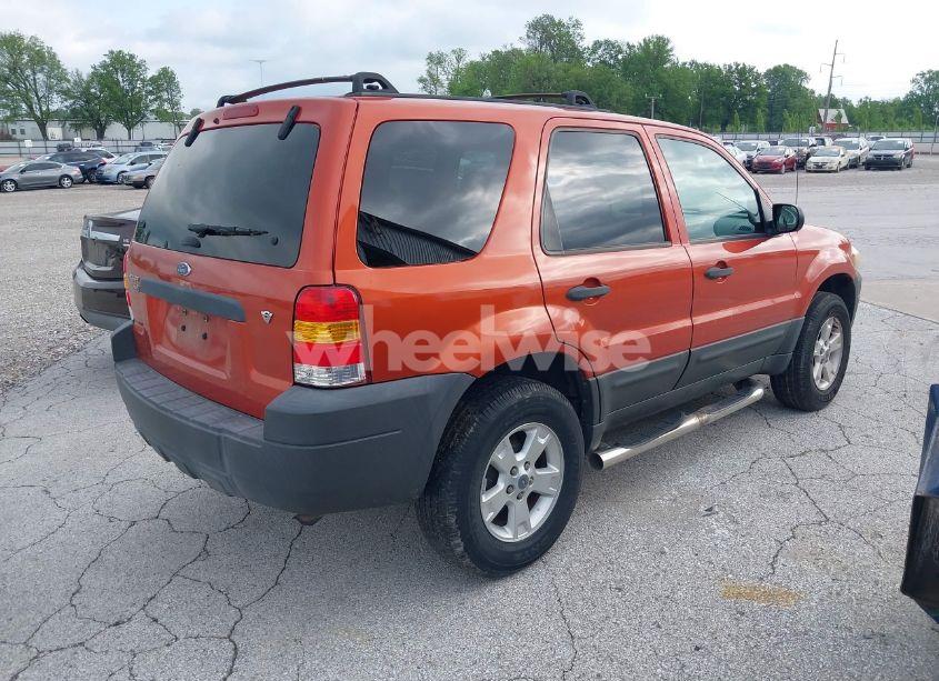 Photo 4 of 2006 Ford Escape (VIN 1FMYU03116KD48619)