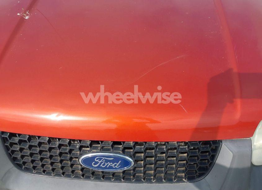 Photo 6 of 2006 Ford Escape (VIN 1FMYU03116KD48619)