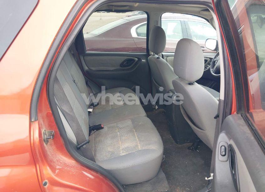 Photo 8 of 2006 Ford Escape (VIN 1FMYU03116KD48619)