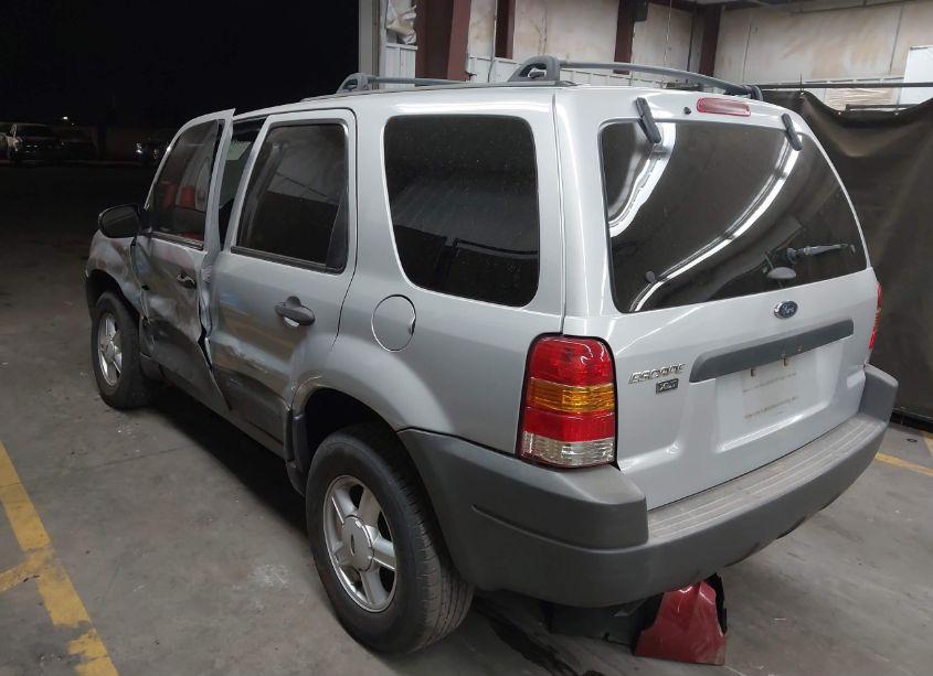 Photo 3 of 2002 Ford Escape XLT (VIN 1FMYU03122KB30246)