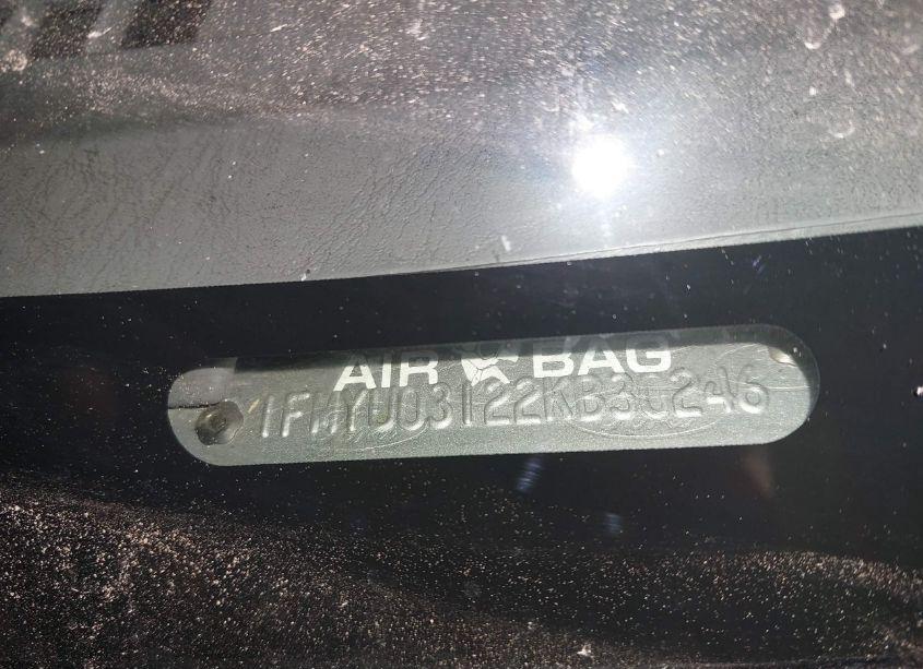 Photo 9 of 2002 Ford Escape XLT (VIN 1FMYU03122KB30246)