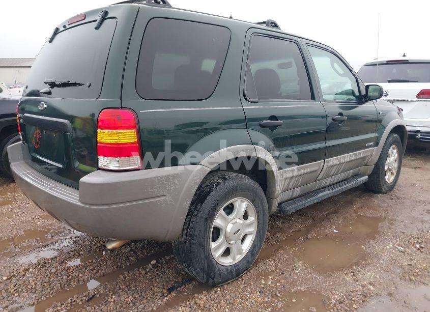 Photo 4 of 2002 Ford Escape XLT (VIN 1FMYU03122KD02307)