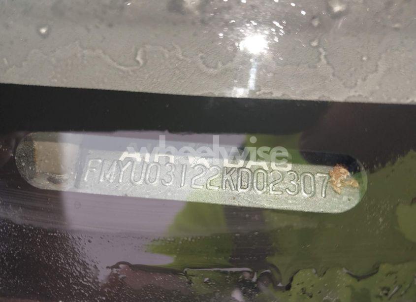 Photo 9 of 2002 Ford Escape XLT (VIN 1FMYU03122KD02307)