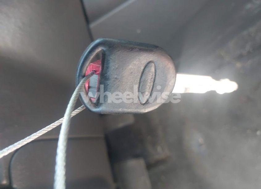 Photo 11 of 2005 Ford Escape XLT (VIN 1FMYU03125KD86469)