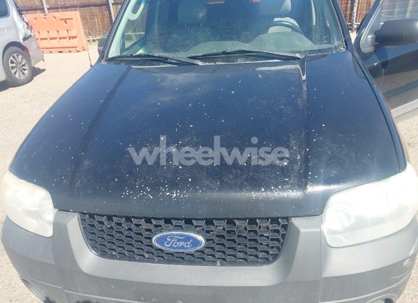 Photo 6 of 2005 Ford Escape XLT (VIN 1FMYU03125KD86469)