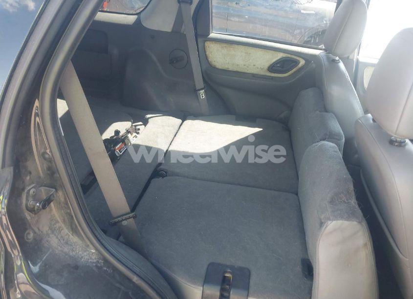 Photo 8 of 2005 Ford Escape XLT (VIN 1FMYU03125KD86469)