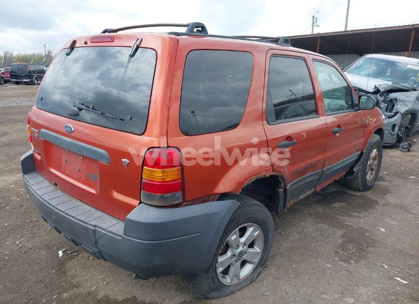 Photo 4 of 2006 Ford Escape XLT/XLT SPORT (VIN 1FMYU03126KA17323)