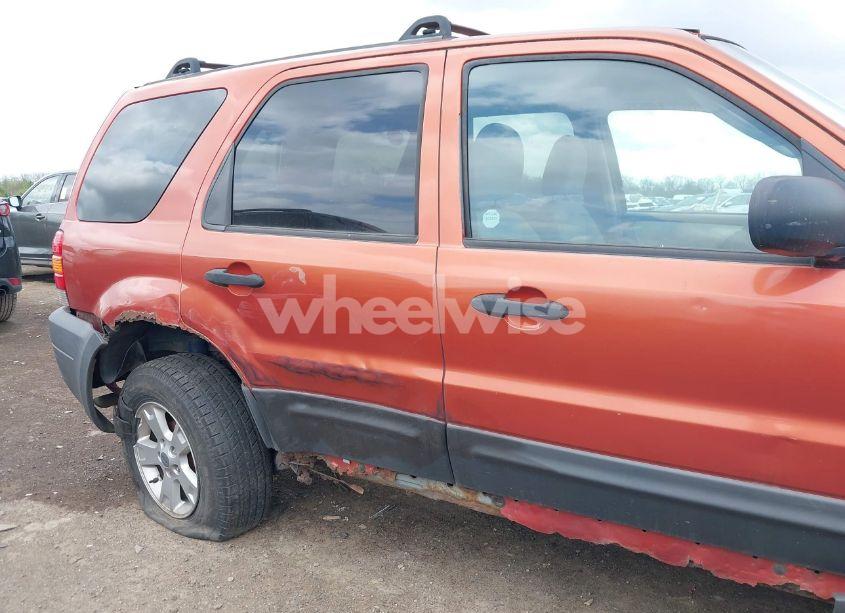 Photo 6 of 2006 Ford Escape XLT/XLT SPORT (VIN 1FMYU03126KA17323)