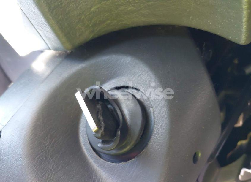 Photo 11 of 2006 Ford Escape XLT/XLT SPORT (VIN 1FMYU03126KC95624)