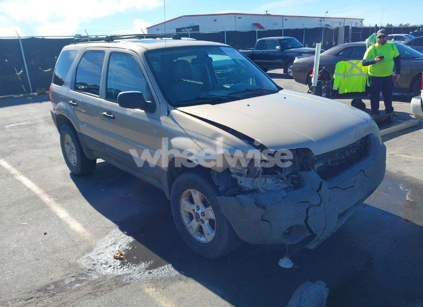 2007 Ford Escape XLT/XLT SPORT (VIN 1FMYU03127KA93481) main photo