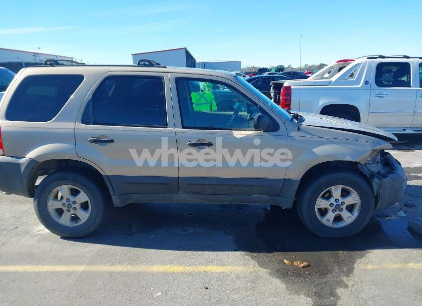Photo 13 of 2007 Ford Escape XLT/XLT SPORT (VIN 1FMYU03127KA93481)