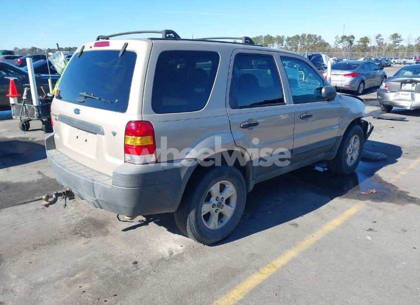 Photo 4 of 2007 Ford Escape XLT/XLT SPORT (VIN 1FMYU03127KA93481)