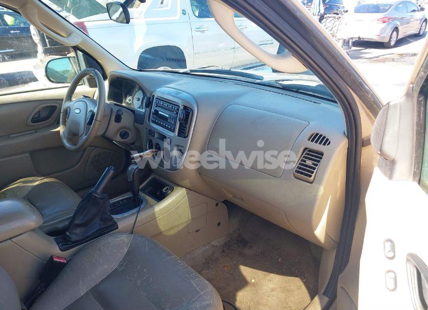 Photo 5 of 2007 Ford Escape XLT/XLT SPORT (VIN 1FMYU03127KA93481)