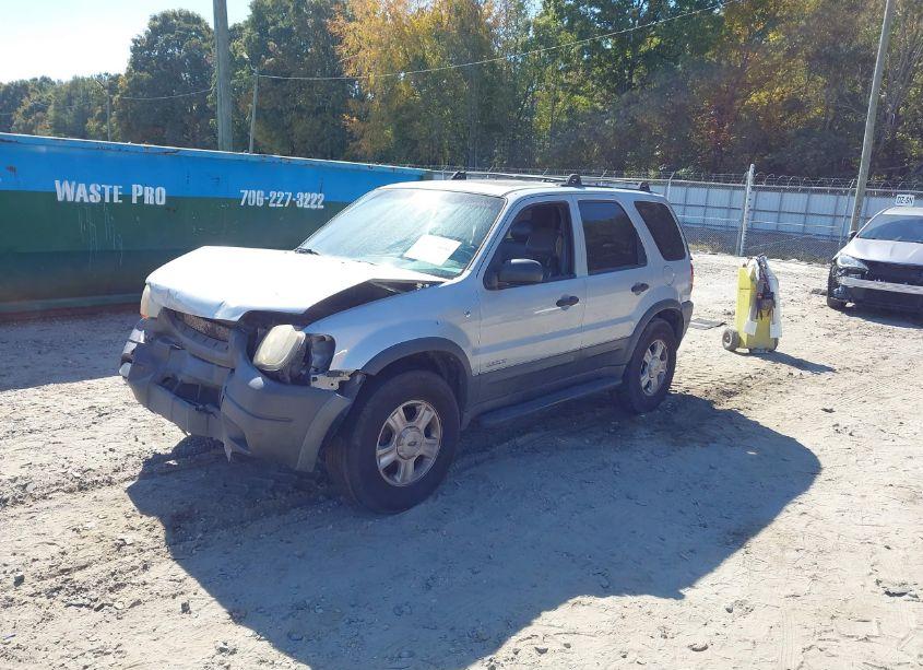 Photo 2 of 2002 Ford Escape XLT (VIN 1FMYU03132KD81096)