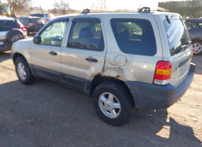 Photo 3 of 2003 Ford Escape XLT (VIN 1FMYU03133KE03678)