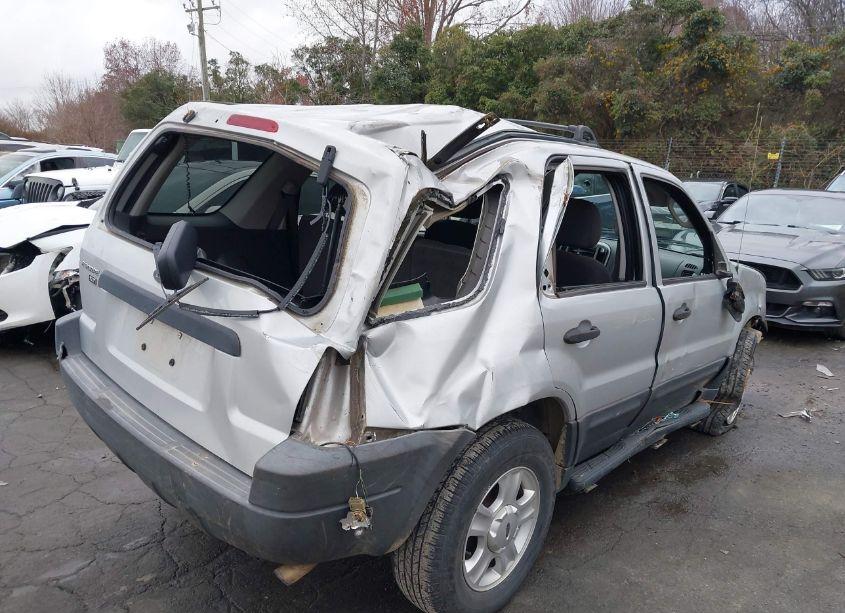 Photo 4 of 2004 Ford Escape XLT (VIN 1FMYU03134KB49861)