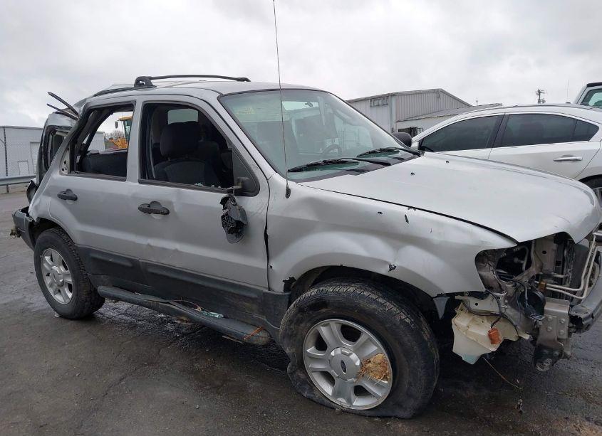 Photo 6 of 2004 Ford Escape XLT (VIN 1FMYU03134KB49861)