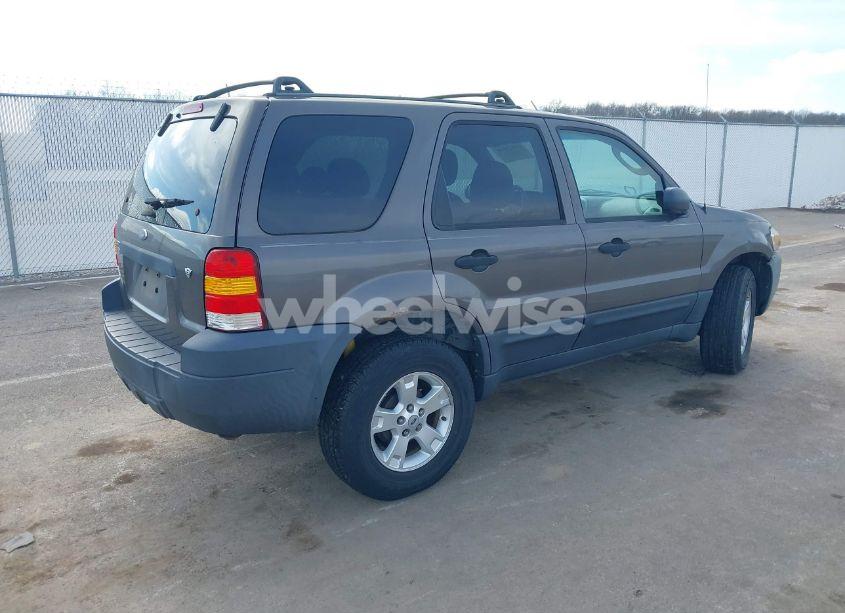 Photo 4 of 2006 Ford Escape XLT/XLT SPORT (VIN 1FMYU03136KC04084)