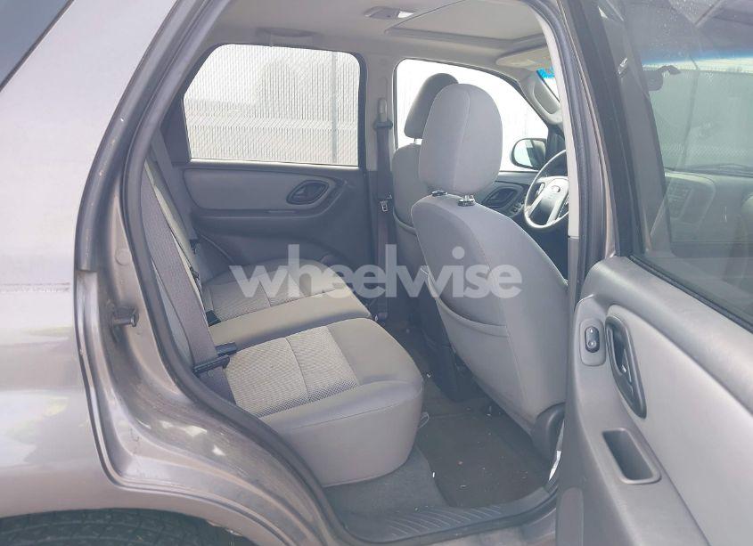 Photo 8 of 2006 Ford Escape XLT/XLT SPORT (VIN 1FMYU03136KC04084)