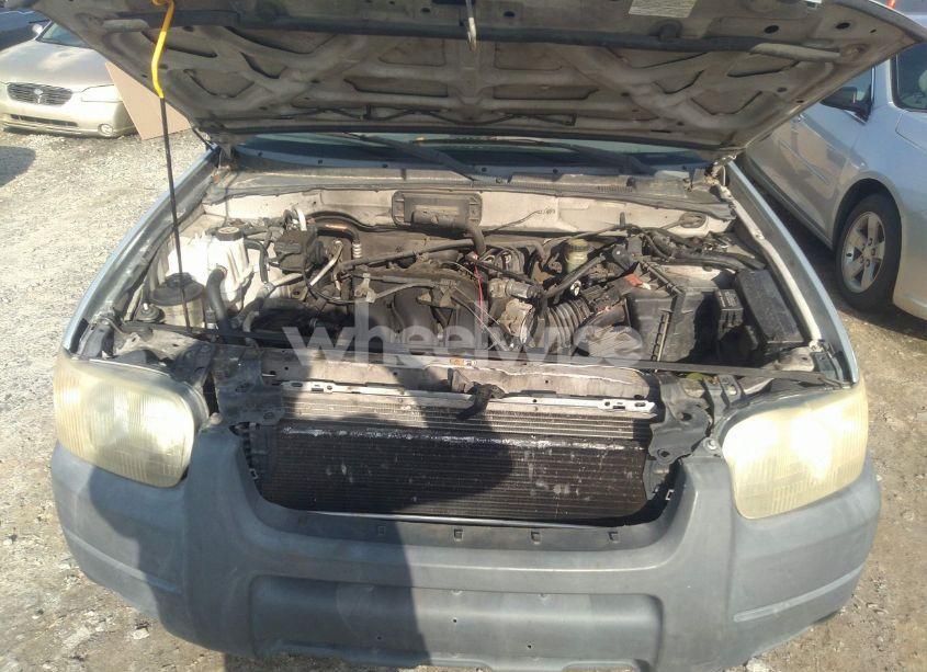 Photo 10 of 2002 Ford Escape XLT (VIN 1FMYU03142KA50740)