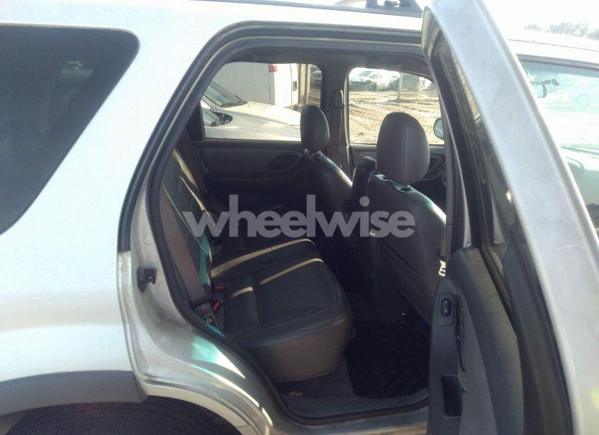 Photo 8 of 2002 Ford Escape XLT (VIN 1FMYU03142KA50740)