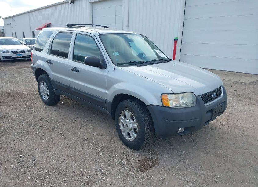 2004 Ford Escape XLT (VIN 1FMYU03144KB10213) main photo