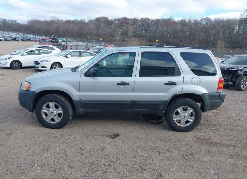 Photo 14 of 2004 Ford Escape XLT (VIN 1FMYU03144KB10213)