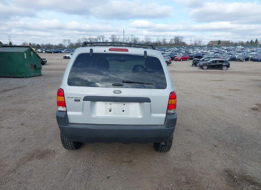 Photo 16 of 2004 Ford Escape XLT (VIN 1FMYU03144KB10213)
