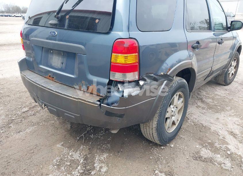 Photo 12 of 2005 Ford Escape XLT (VIN 1FMYU03145KA42335)