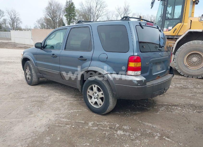 Photo 3 of 2005 Ford Escape XLT (VIN 1FMYU03145KA42335)