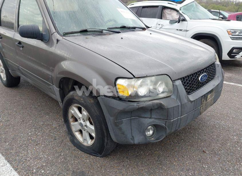 Photo 6 of 2005 Ford Escape XLT (VIN 1FMYU03145KD73027)