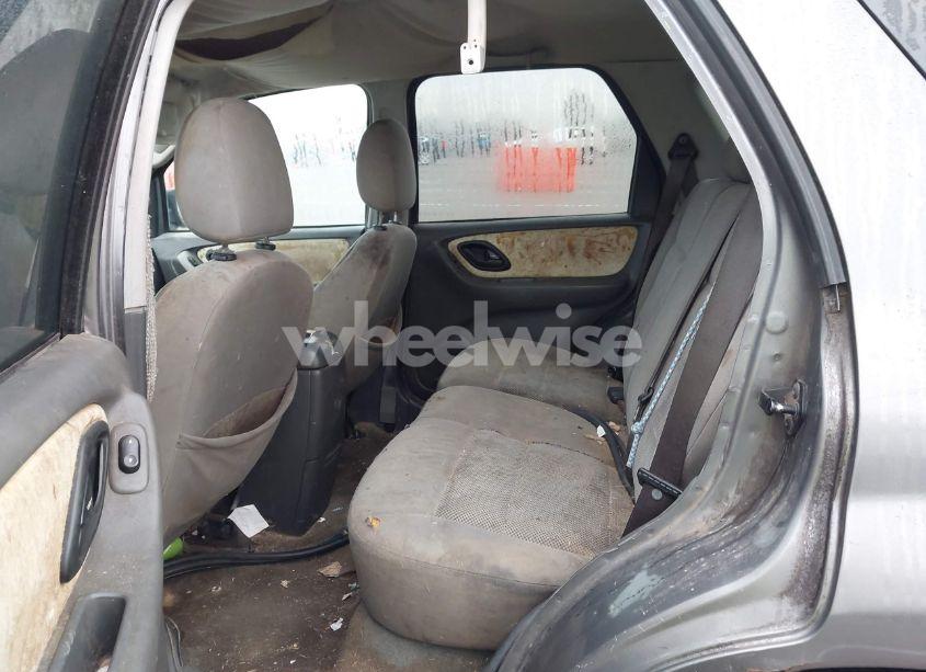 Photo 8 of 2005 Ford Escape XLT (VIN 1FMYU03145KD73027)