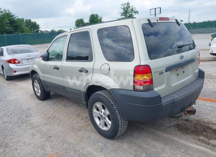 Photo 3 of 2006 Ford Escape XLT/XLT SPORT (VIN 1FMYU03146KB11557)