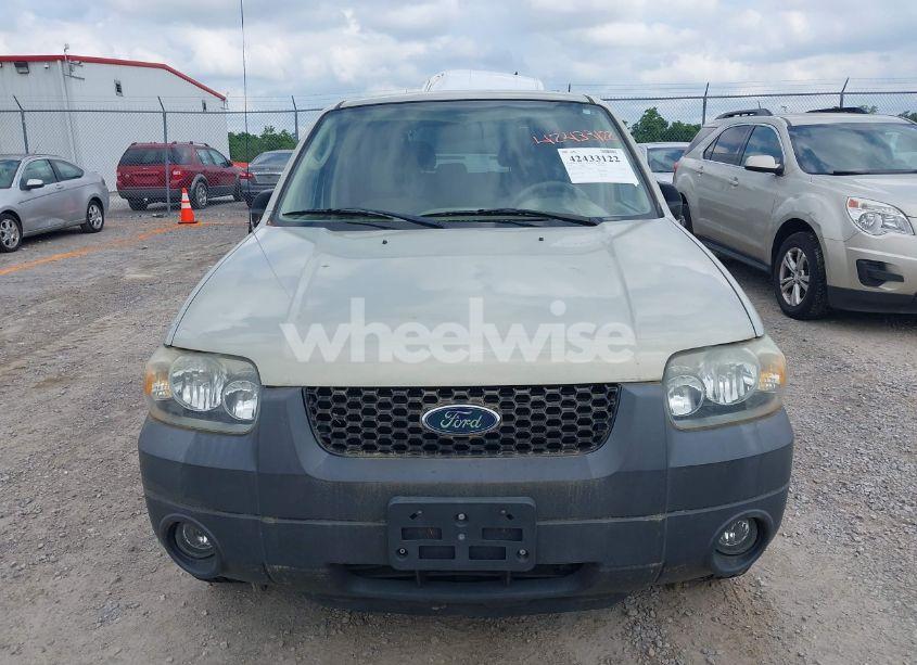 Photo 6 of 2006 Ford Escape XLT/XLT SPORT (VIN 1FMYU03146KB11557)