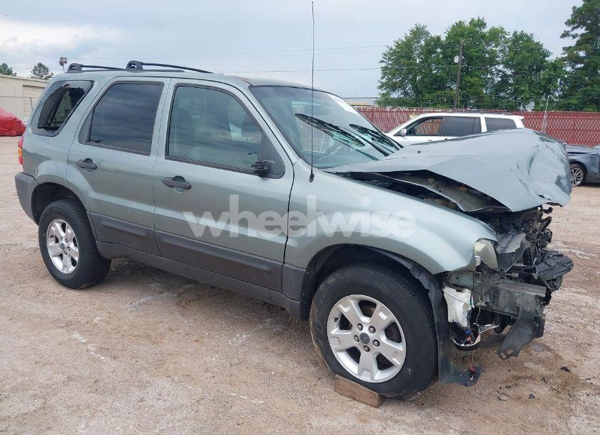 2006 Ford Escape (VIN 1FMYU03146KD35945) main photo
