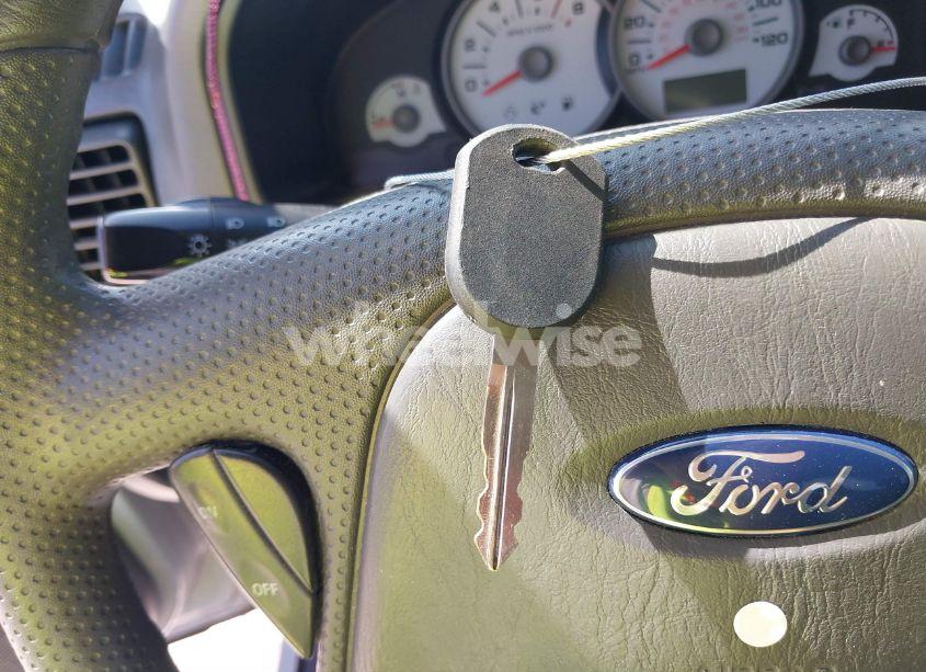 Photo 11 of 2006 Ford Escape XLT/XLT SPORT (VIN 1FMYU03146KD48193)