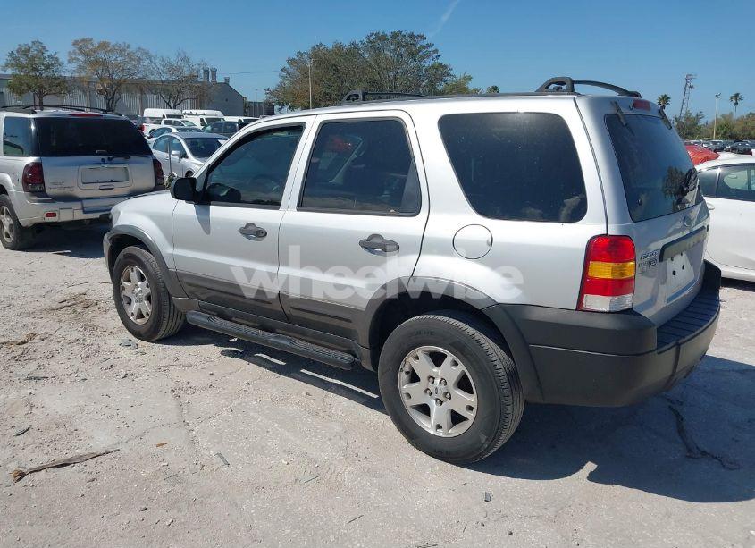 Photo 3 of 2006 Ford Escape XLT/XLT SPORT (VIN 1FMYU03146KD48193)