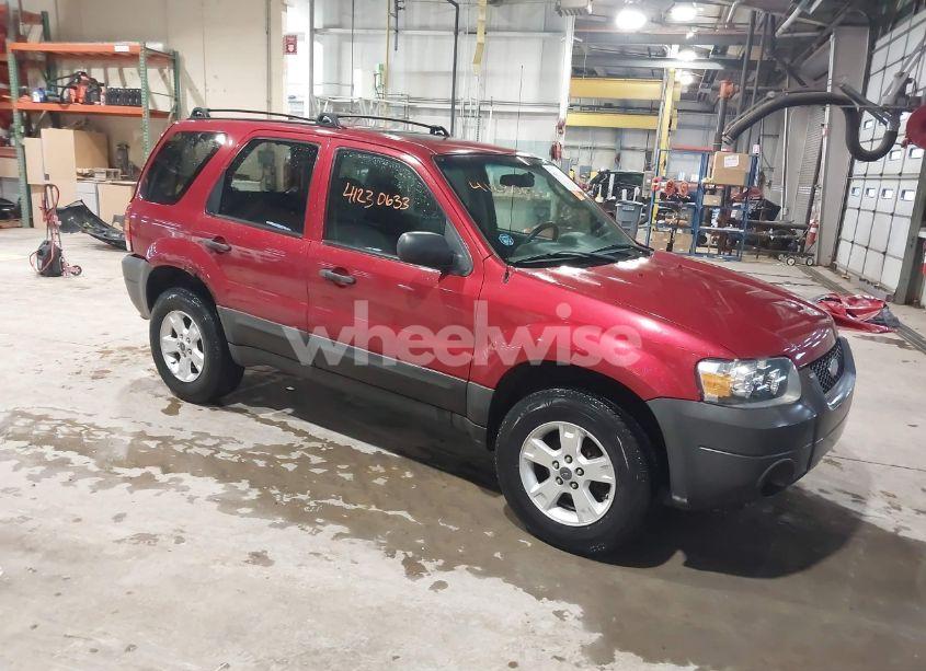 2007 Ford Escape XLT/XLT SPORT (VIN 1FMYU03147KA21858) main photo