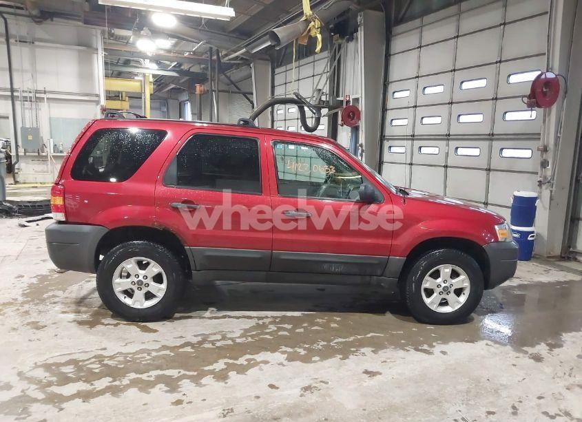 Photo 13 of 2007 Ford Escape XLT/XLT SPORT (VIN 1FMYU03147KA21858)