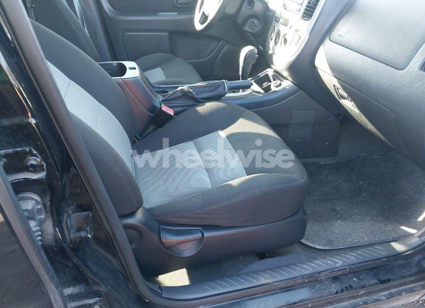 Photo 5 of 2007 Ford Escape XLT/XLT SPORT (VIN 1FMYU03147KA52897)