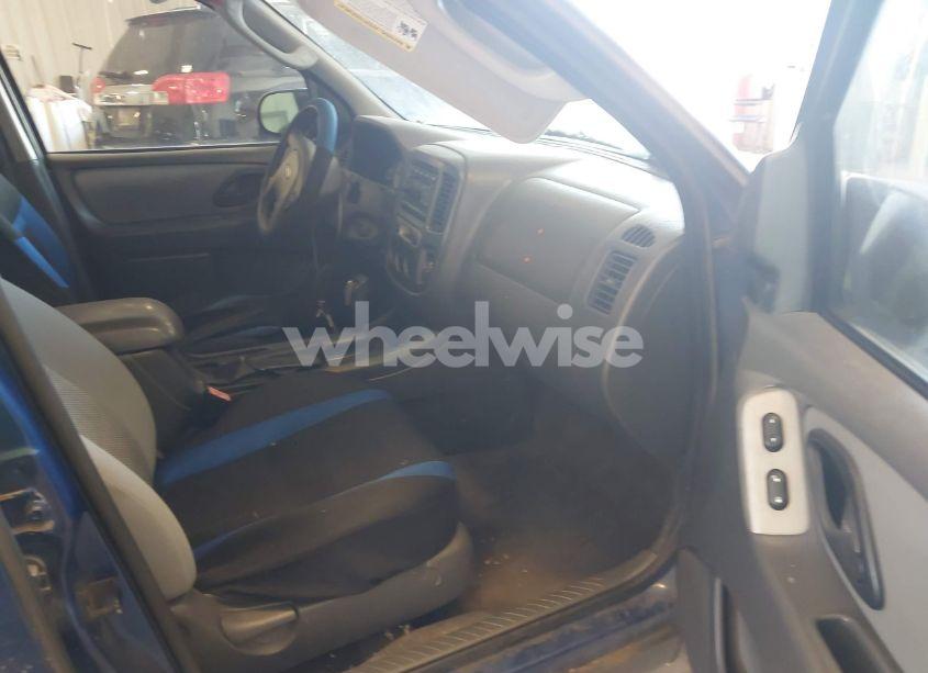 Photo 5 of 2007 Ford Escape XLT/XLT SPORT (VIN 1FMYU03147KB78483)