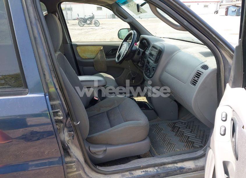 Photo 5 of 2002 Ford Escape XLT (VIN 1FMYU03152KC17963)