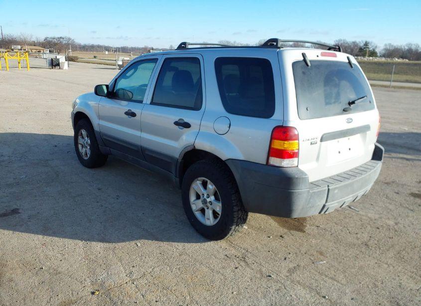 Photo 3 of 2005 Ford Escape XLT (VIN 1FMYU03155DA02088)