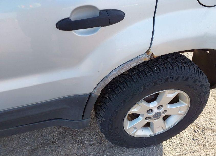 Photo 6 of 2005 Ford Escape XLT (VIN 1FMYU03155DA02088)